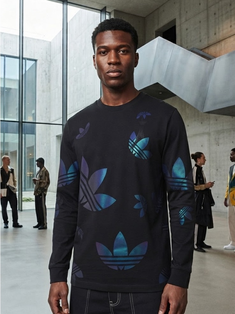 Adidas Originals long-sleeve black T-shirt